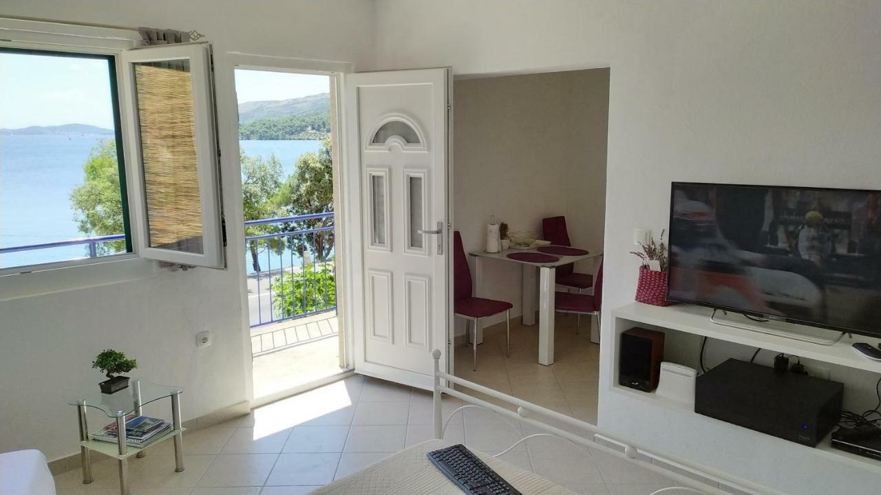 Studio Apartment Luce Marina Exterior photo