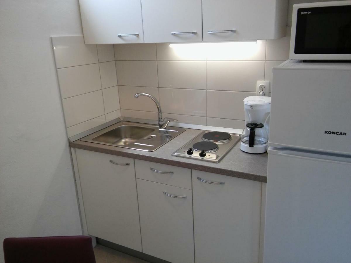 Studio Apartment Luce Marina Exterior photo